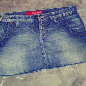 Guess Skirt size 32